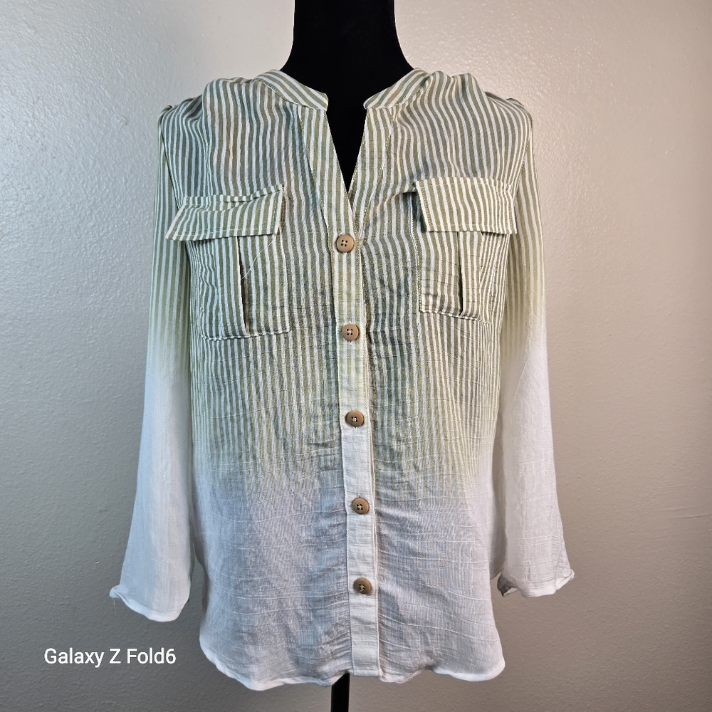 Indigo Rose Green White Striped Button Down Blouse Medium Roll Tab Sleeve Resort
